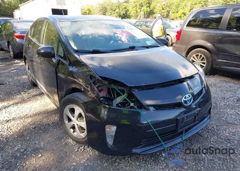 2015 Toyota Prius Two from USA, damaged, VIN JTDKN3DUXF0475575